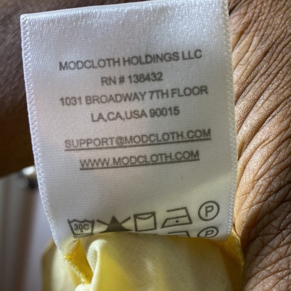 Modcloth Yellow Cherry Working for the Long Weekend A-Line Skirt Size XS - Picture 9 of 11